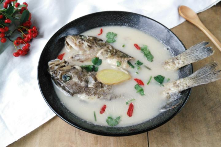图片[1]-孕妇喝的鱼汤怎么做好最有营养?三种鱼汤做法分享-有孕帮