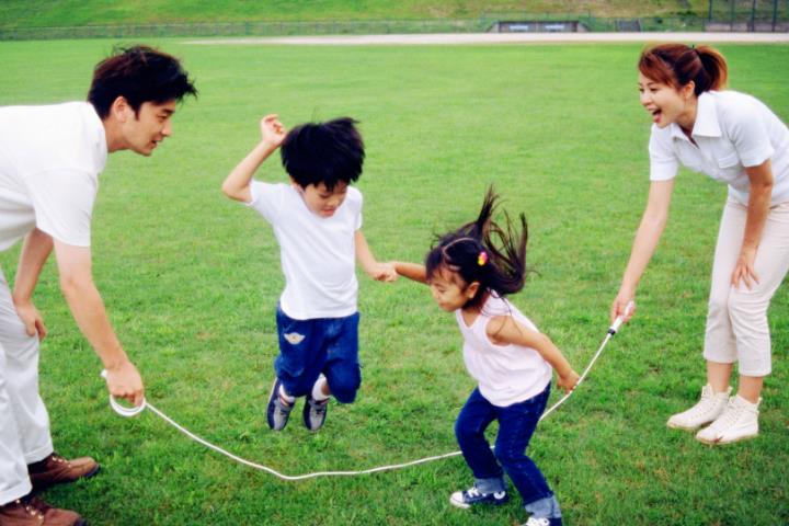 图片[1]-小孩子每天坚持跳绳能长高吗?多位宝妈经验说-有孕帮