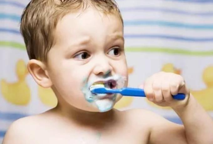 图片[1]-宝宝怎么样预防龋齿(蛀牙)的发生?我家娃的口腔护理经验-有孕帮