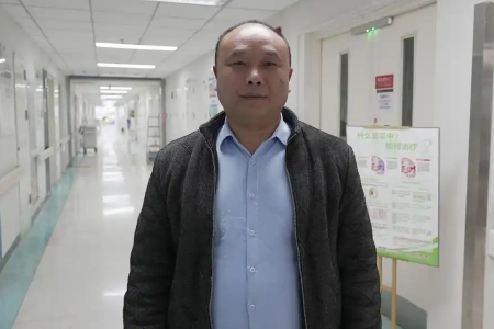 周青松(网约车驾驶员)