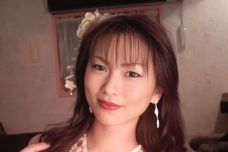 倉本麻衣(葉月ありさ、君原エリカ、倉本まい)