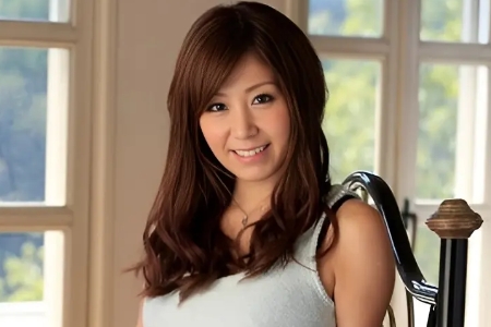 秋野千尋(Chihiro Akino)