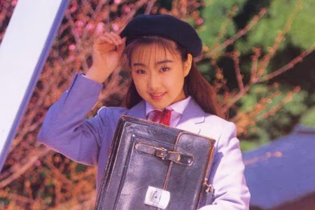 憂木瞳（ゆうき ひとみ）