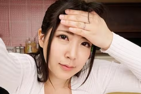 优月真里奈(優月まりな)