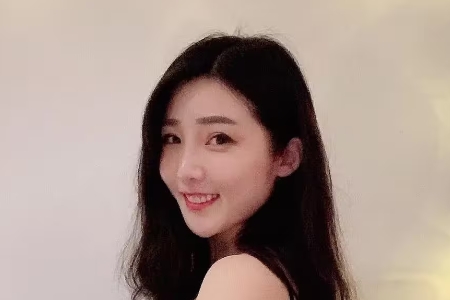 ​​许薇安（Vivi Hsu）