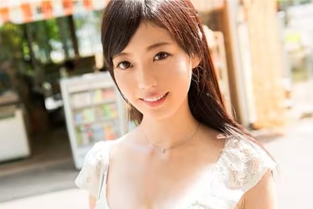 ​​藤井有彩（ふじいありさ）