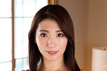 遥彩音(遥あやね)