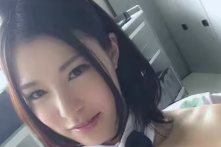 水岛杏树(水嶋杏樹)
