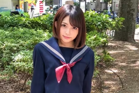 麻里梨夏(まりりか)