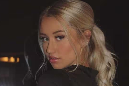 Mikayla Demaiter(米凯拉·德梅特)