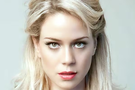 莱昂德拉·利尔(Leandra Leal)