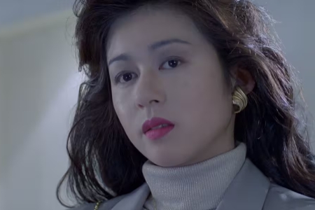 ​​青山知可子（あおやま ちかこ）