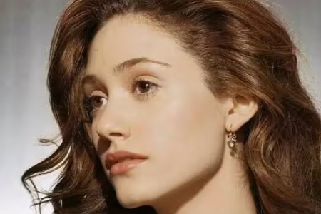 艾曼纽尔·格雷·罗森（Emmanuelle Grey Rossum）