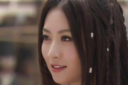 白冰（Michelle）