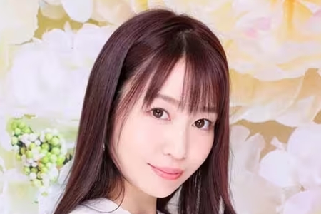 梦乃爱华美之极 迷人的外貌和出色的演技