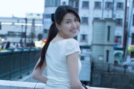 ​​桥本爱实（橋本マナミ）