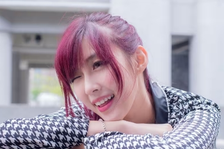 金允乔(廖挺伶)