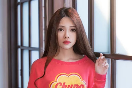 承容（外拍界小龙女）