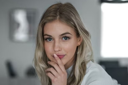 加比·托马斯(Gabby Thomas)