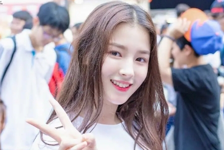 Nancy Jewel McDonie(李承利)
