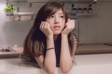 辜莞允(艺名Nono,昵称“尖叫妹”)