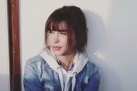 斯蒂芬妮·茱斯顿(Stefanie Joosten)