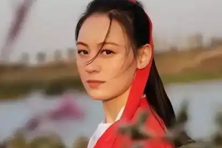 唐艺(曹世晶)
