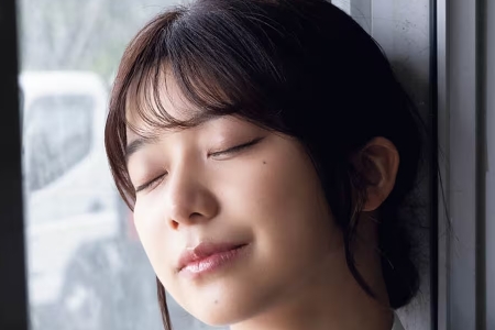 川越仁子（川越にこ）​​