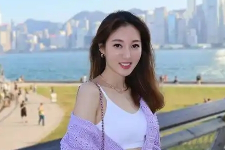 何艳娟(Katherine Ho)