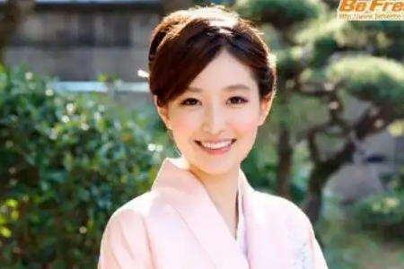 柏木美玲(尤里、柏木桃香)