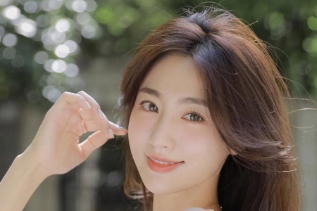 秋吉雏(秋吉ひな)