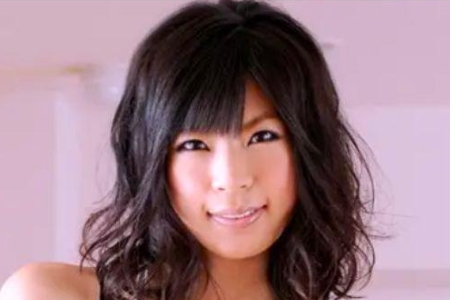 青山沙希(あおやま さき)