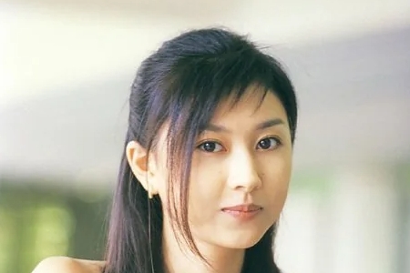 菊川怜​​（きくかわ れい）