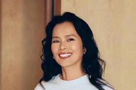 韦唯（张菊霞）