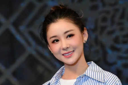 李小萌（Annabel Lee）​​