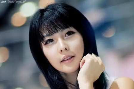 李智友(이지우 / Lee Ji Woo)