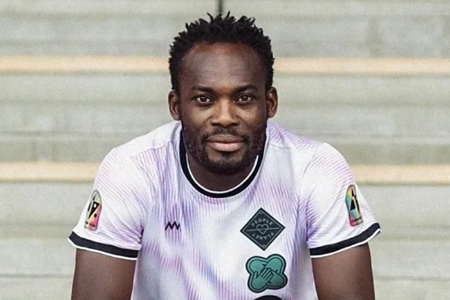 米夏埃尔·埃辛(Michael Essien)