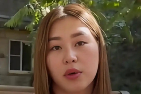 阿茹詹·艾别科娃(哈萨克斯坦女网红)