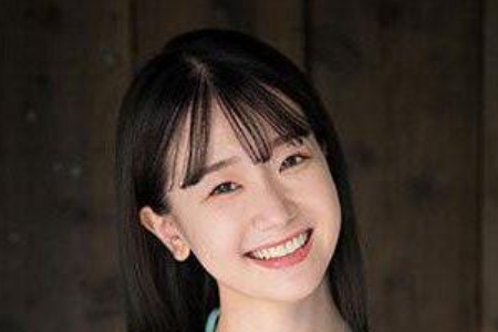 真白沙罗(真白さら / Mashiro Sara)